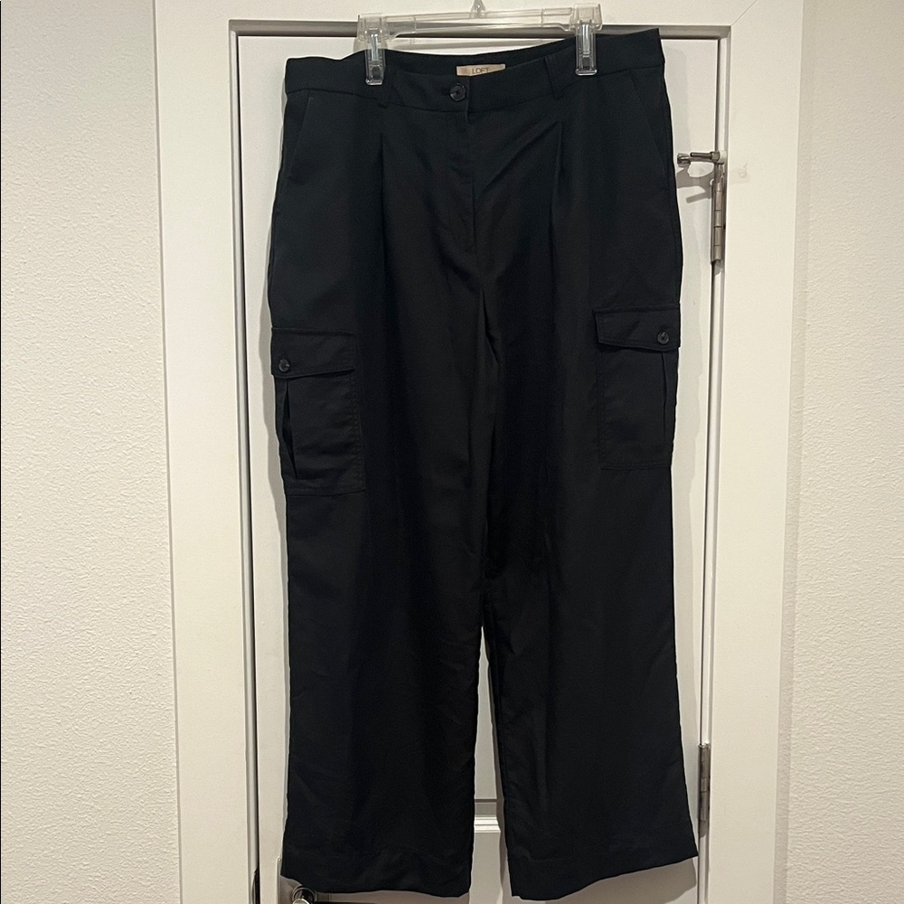 LOFT Black Cargo Pants